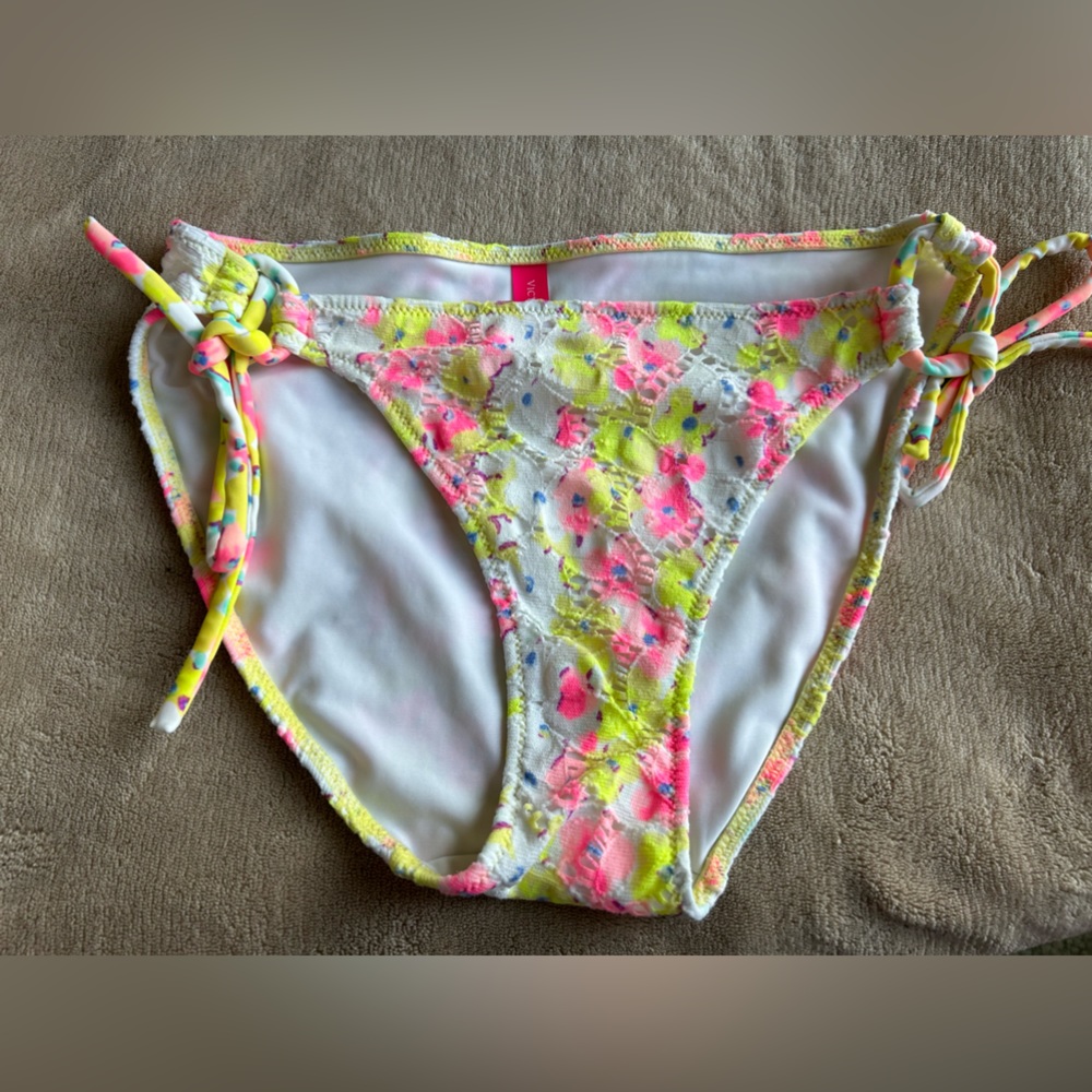 Victoria’s Secret Neon Floral Eyelet Side Tie Loop Cheeky Bikini Bottoms. Size M